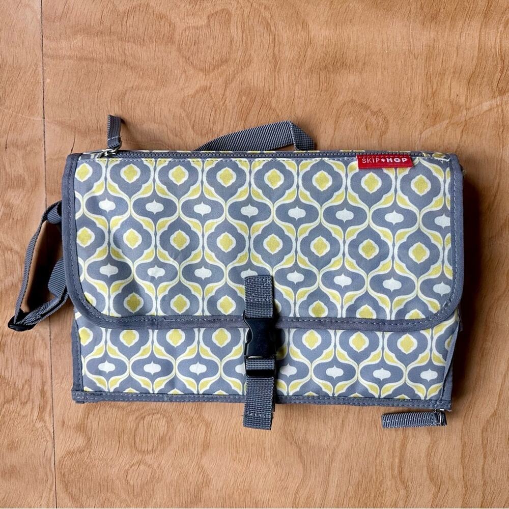 Skip Hop Portable Diaper Changing Pad Gray Yellow Geometric